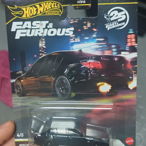 Hot Wheels BMW M5 E60 new