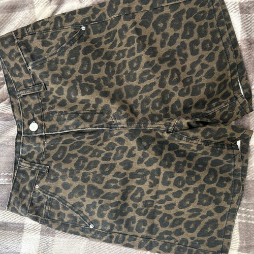 Leopard print shorts Shein like new, brown, sizes S and M