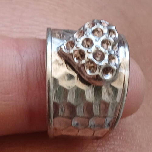 Ray-Ban hammered 925 silver ring with heart design