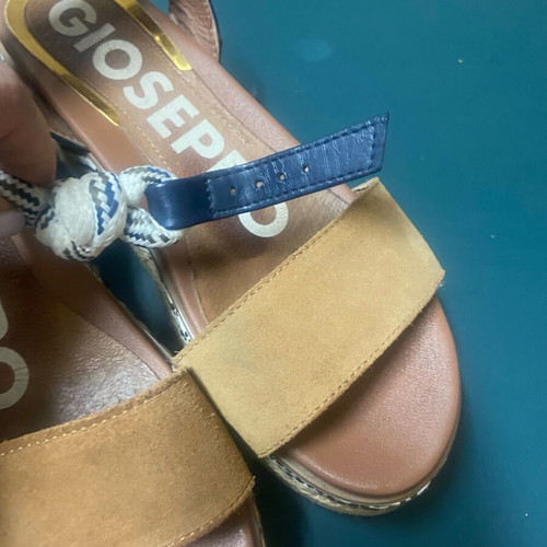 Gioseppo platform espadrille sandals size 37 used, white and brown