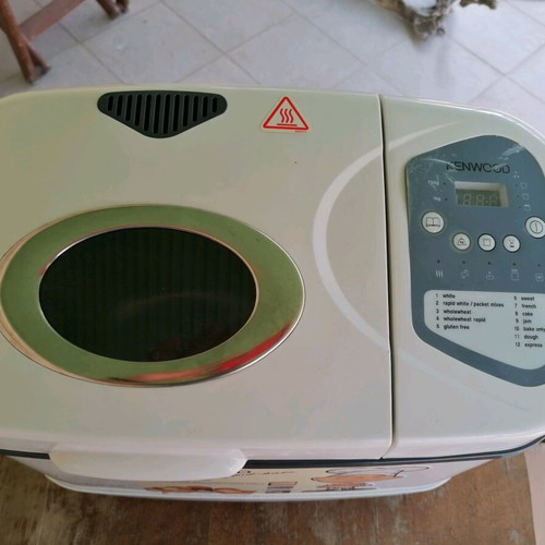 Kenwood bread maker BM300 like new
