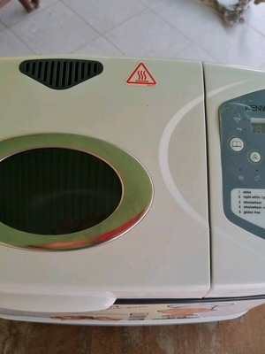 Kenwood bread maker BM300 like new