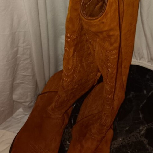 Tan cowboy boots size 41