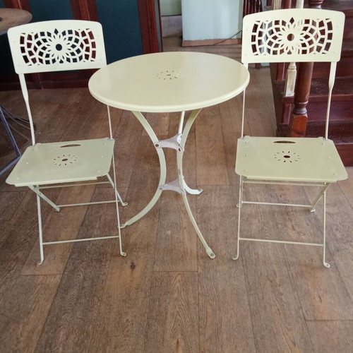 Professional restaurant tables and chairs used
