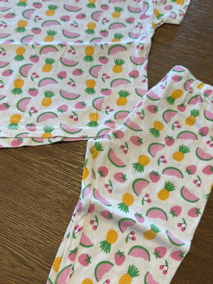 Girls' pajamas like new