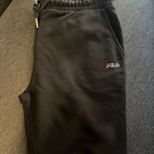 Fila sweatpants like new, black, size L