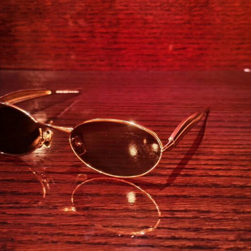 Bottega Veneta sunglasses like new, gold color