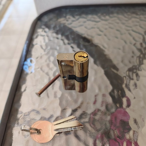 Security door lock cylinder with 3 keys new, 3M
