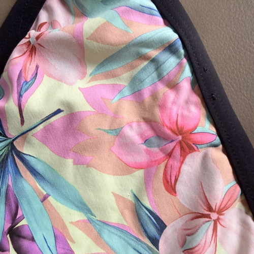 Bikini Calzedonia and Tezenis like new, medium adjustable size