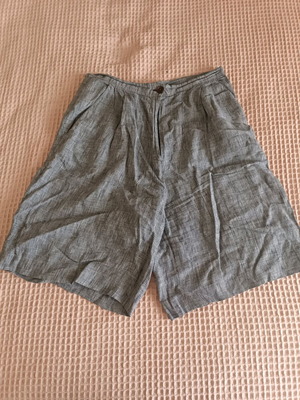 Women's checked grey white Zara shorts like new, size XL