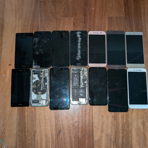 Phone lot 14 devices for parts and repair, unlocked