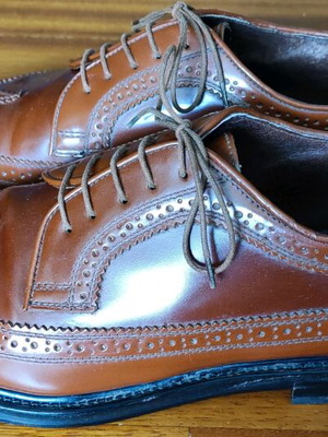 Weekender brown leather shoes like new, size 44.5