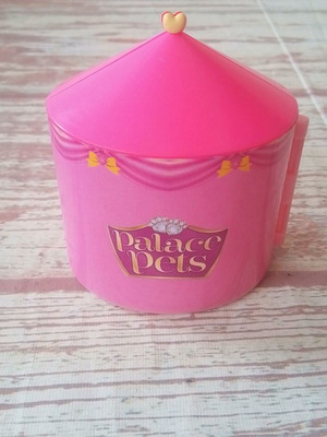 Palace Pets Cat House used