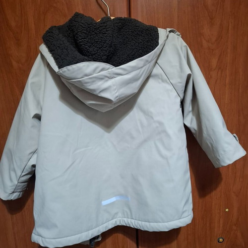Zara Waterproof Jacket like new, white, with lining