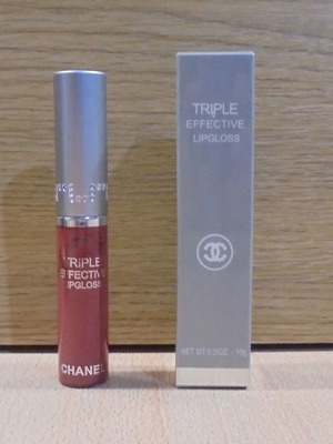 Chanel Triple Effective Lip Gloss No 04 new