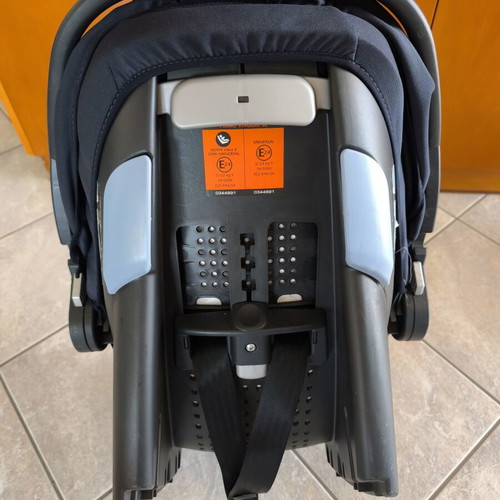 Peg Perego Primo Viaggio SL baby car seat