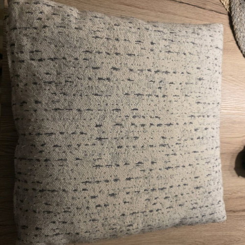 Decorative pillow used 35x35