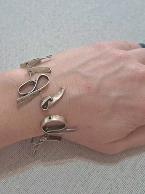 Silver 925 Handmade Bracelet with Organic Abstract Shapes like new