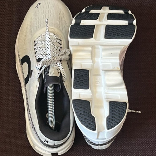 On Cloudmonster 2 women's athletic shoes used, size 40, white