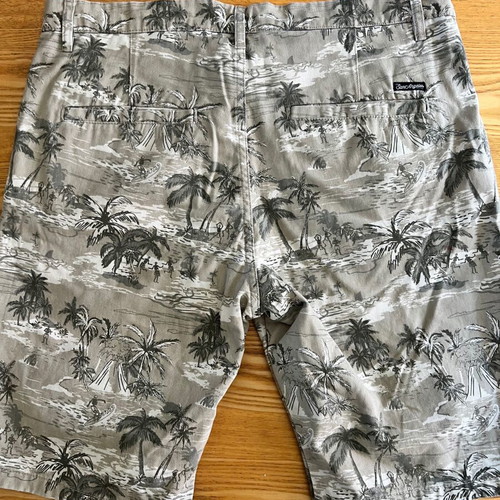 H&M Bermuda shorts with perfect print, like new, size 36