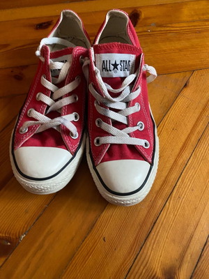 All Star red Converse athletic shoes used, size 36.5