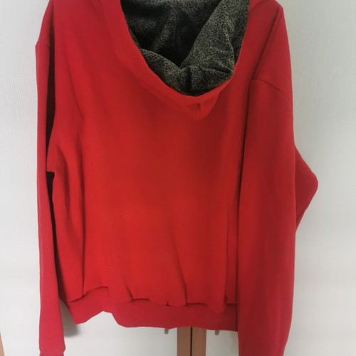 Hooded fleece sweatshirt new, size medium, red