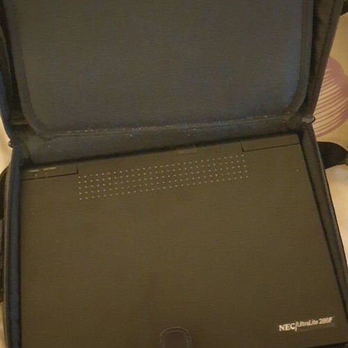 NEC Micro Computer Ultralite 286F like new with case