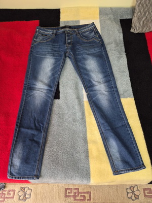 Yes!Boy Blue Distressed Slim Fit Jeans like new, size M