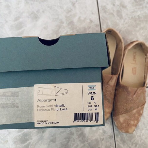 Toms espadrilles like new, pink gold lace, size 36.5