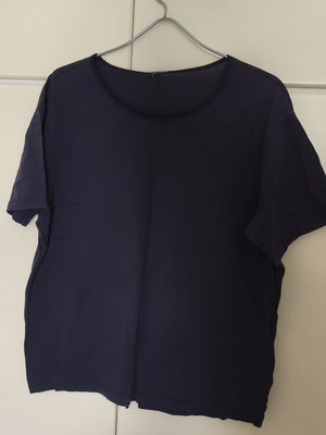 Men's solid color t-shirt used, size L, dark blue