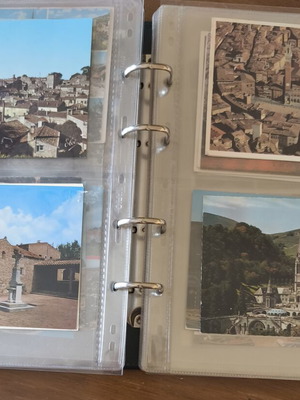 Leuchtturm hardcover album with 72 architectural postcards, like new