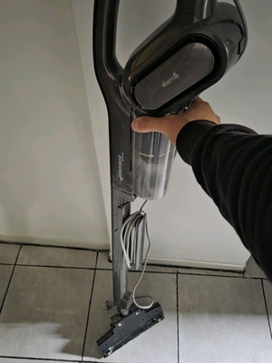 Stick vacuum cleaner used