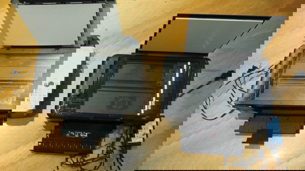 МУЛТИФУНКЦИОНАЛНИ УСТРОЙСТВА CANON и HP (ДВЕ)