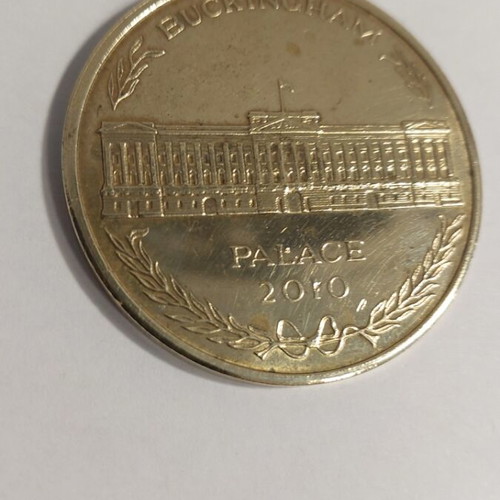 Αναμνηστικό μετάλλιο Buckingham 2010 μεταχειρισμένο