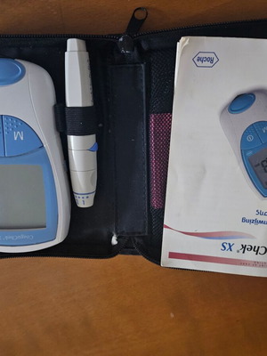 Μηχάνημα πηγής αίματος roche coagucheck xs