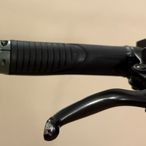 Vsett 8 electric scooter with 15.6 Ah battery