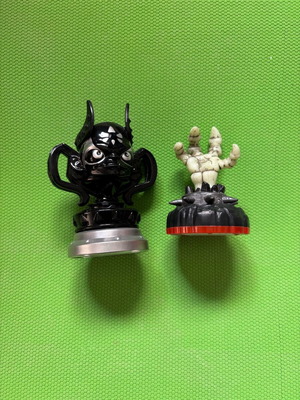 Kaos Trophy and Hand of Fate Skylander figures Nintendo/Playstation/Xbox used, pack