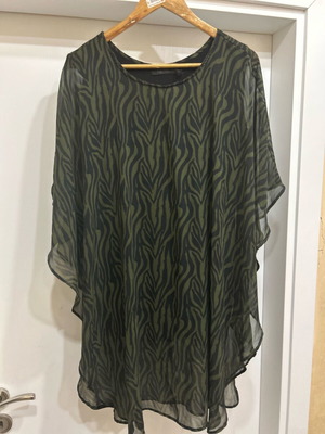 Women's tunic/poncho