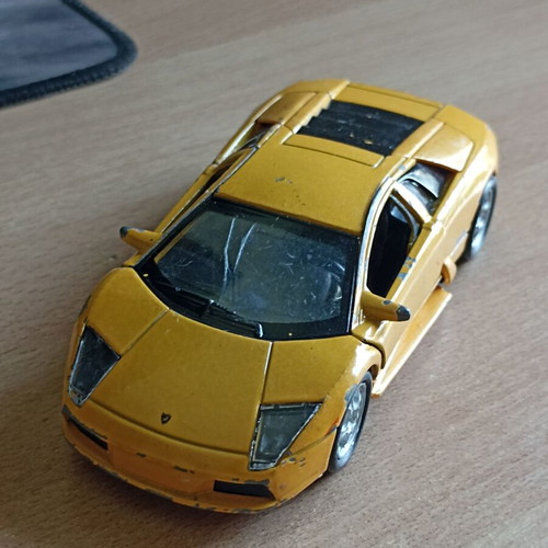 Welly Lamborghini Murciélago 2001 1:34 scale toy car, moderate condition