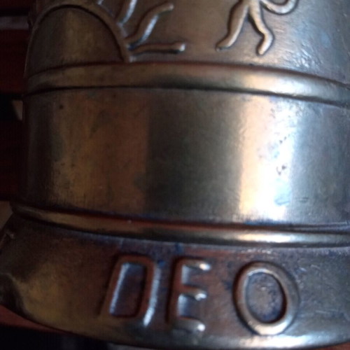 Copper mortar used with embossed decorations