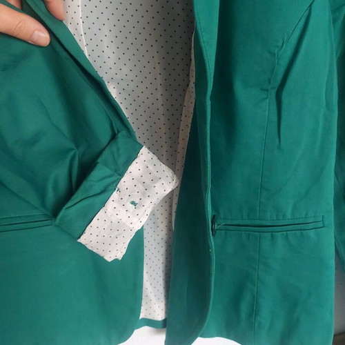 Women's green jacket used, size small, short fit