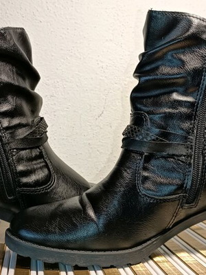 Black ankle boots used No39