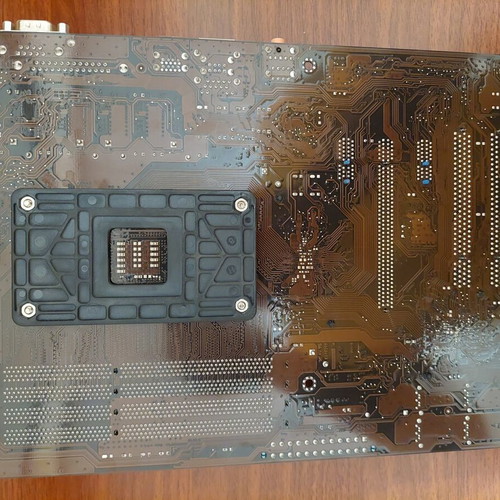 Asus M5A78L LE motherboard with AMD FX 6300 6-core CPU and stock cooler like new