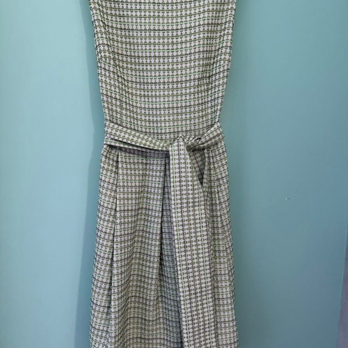 BO2 sleeveless A-line dress with green geometric brocade pattern