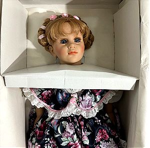 Παλιά πορσελανινη κούκλα Fiba,Ιταλική. Διαστάσεις:69x30 cm . ΤΙΜΗ:90 ευρώ