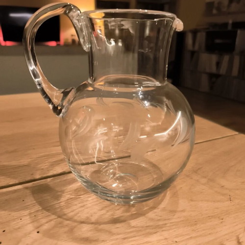 Crystal pitcher like new