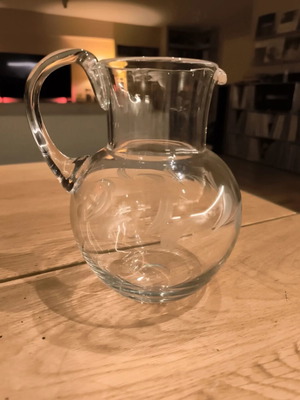 Crystal pitcher like new