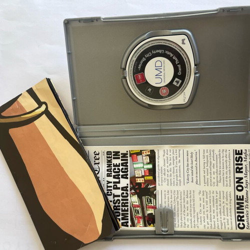 Grand Theft Auto PSP game like new with manuals and map
