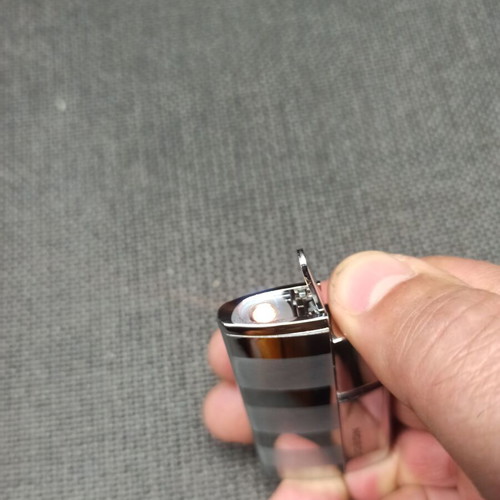 Gas lighter new, windproof with case