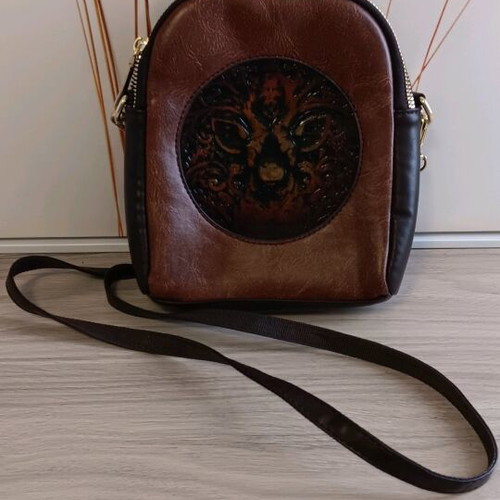 Crossbody bag brown new with unique design